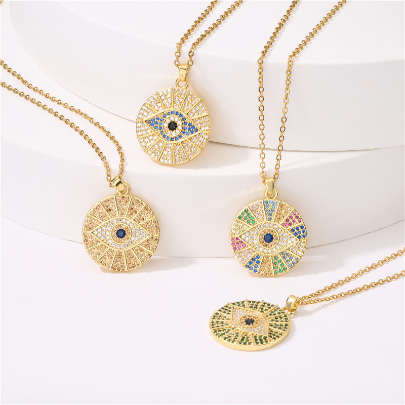 A popular cross-border new product in Europe and America, the copper micro-inlaid Devil's Eye necklace for women, plated with real gold detail image 2