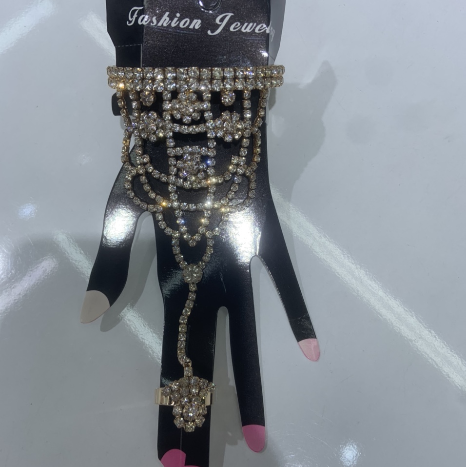 Rhinestone hand back chain 33