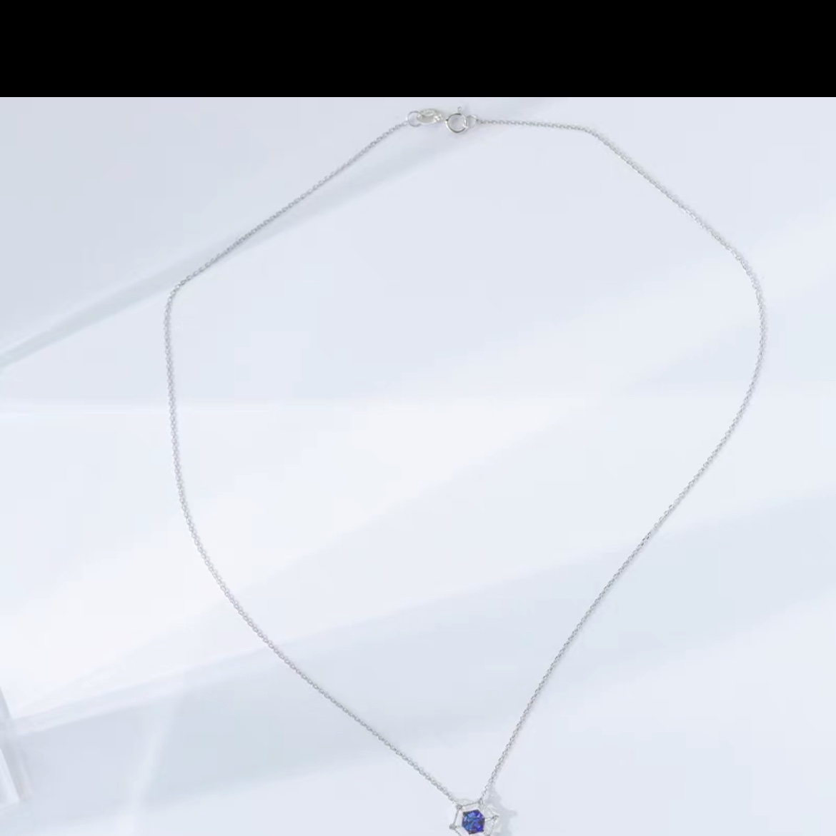 Blue rhinestone clavicle chain