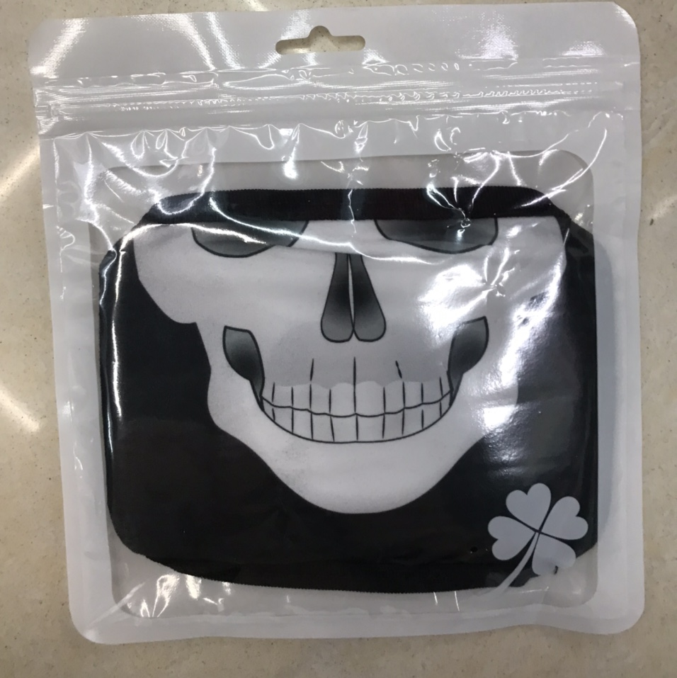Personalized skeleton cloth mask in black with customizable patterns, European and American cross-border fashion Halloween cloth mask, teeth dust-proof and breathable mask, washable for civilian use