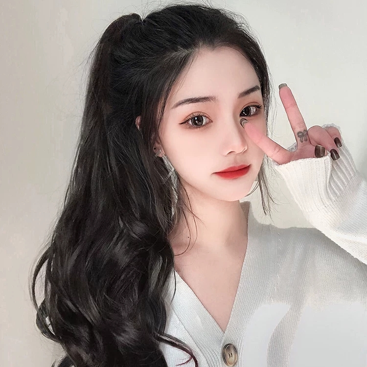 Ladies' long curly wig 1