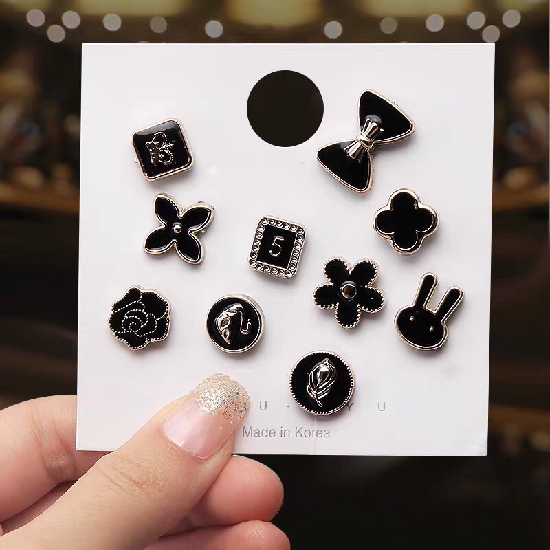 Anti-slip brooch ladies cute high-grade fixed clothing neckline trim dripping black