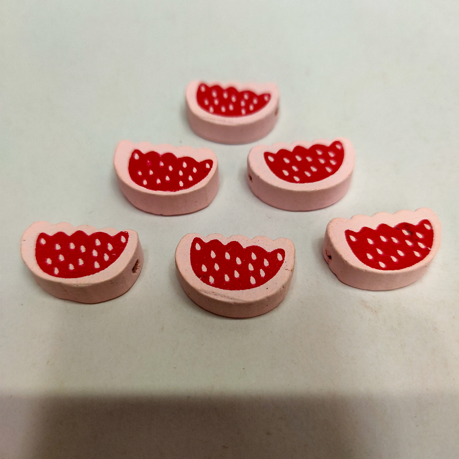 厂家直销木质配件diy 西瓜木片粉色