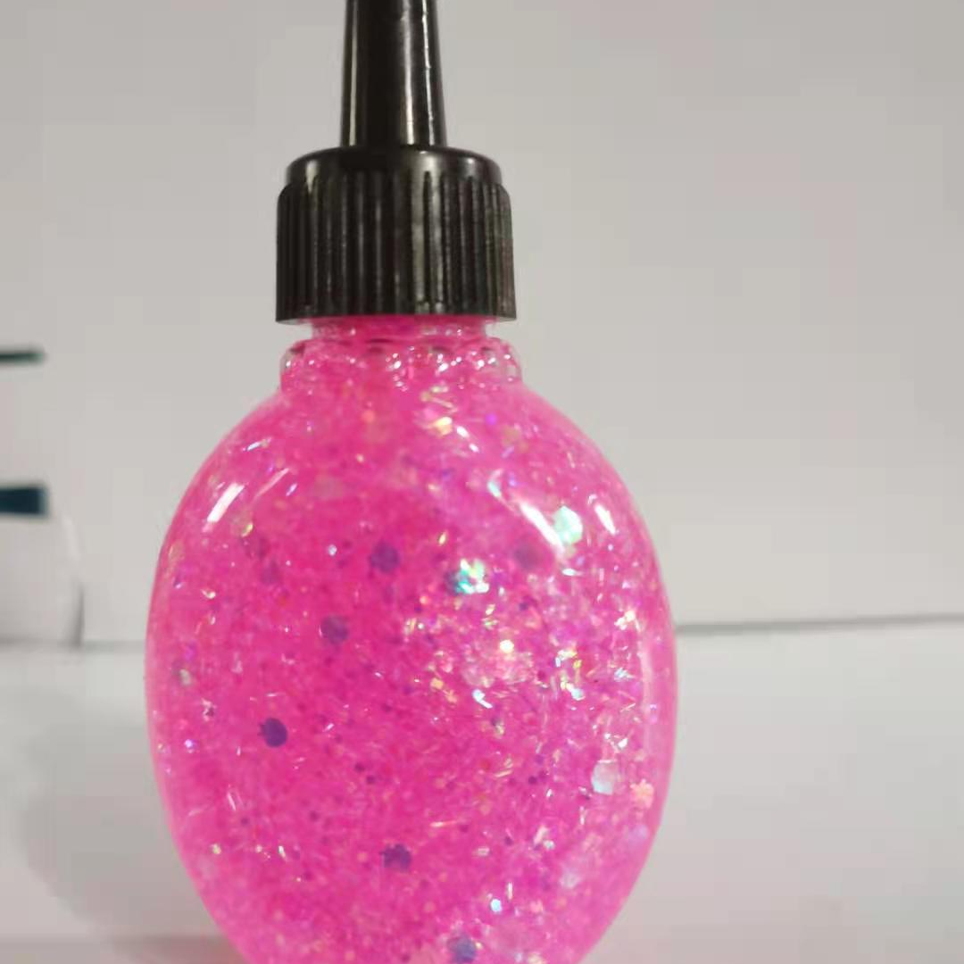X0瓶幼儿园小朋友们DlY手工制作混亮片粗粉胶幻彩粉色