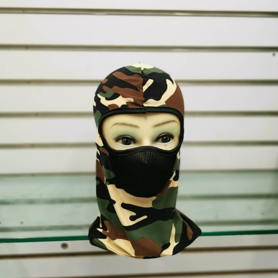 Amazon Sells Outdoor Sunblock Cycling Ski Mask Cold Hat Warm Windproof Comfortable Three-Hole Wool Knitted Hat