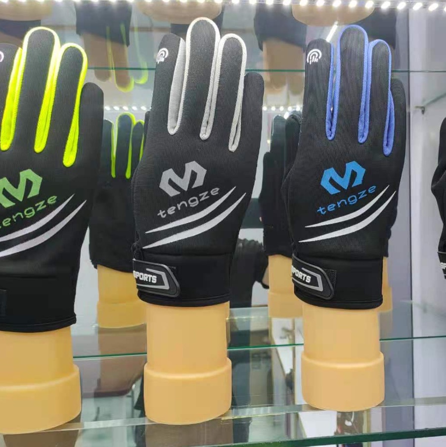 Men's sport small adhesive button print touch screen