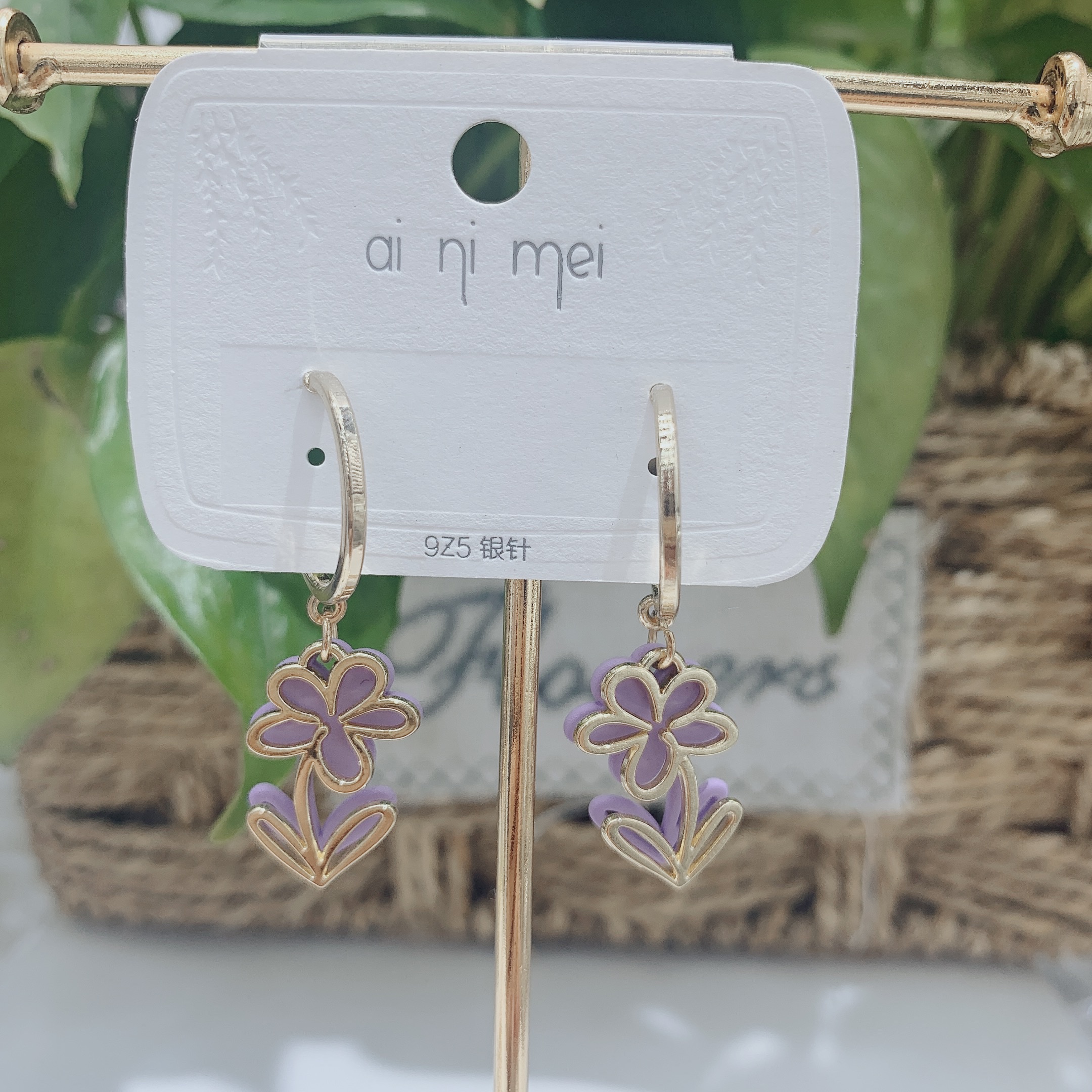Silver needle earrings 2021 trendy, sweet and versatile, anti-allergy earrings suitable for women with round faces to look slimmer. Wholesale Specification image