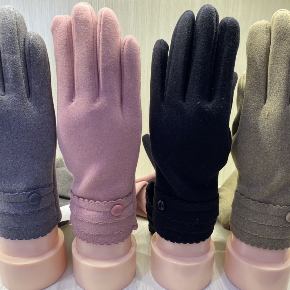 Women's single button velvet touch screen gloves