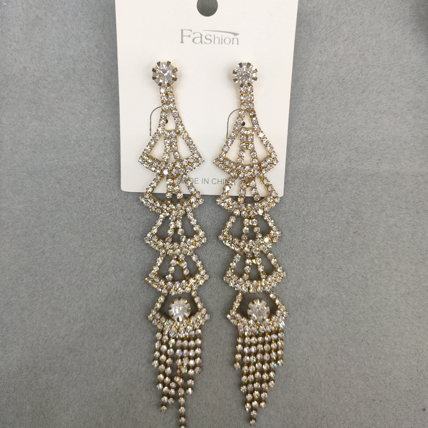 Long tassel earrings exaggerated flower earrings simple long temperament earrings flash diamond earrings new trend A80