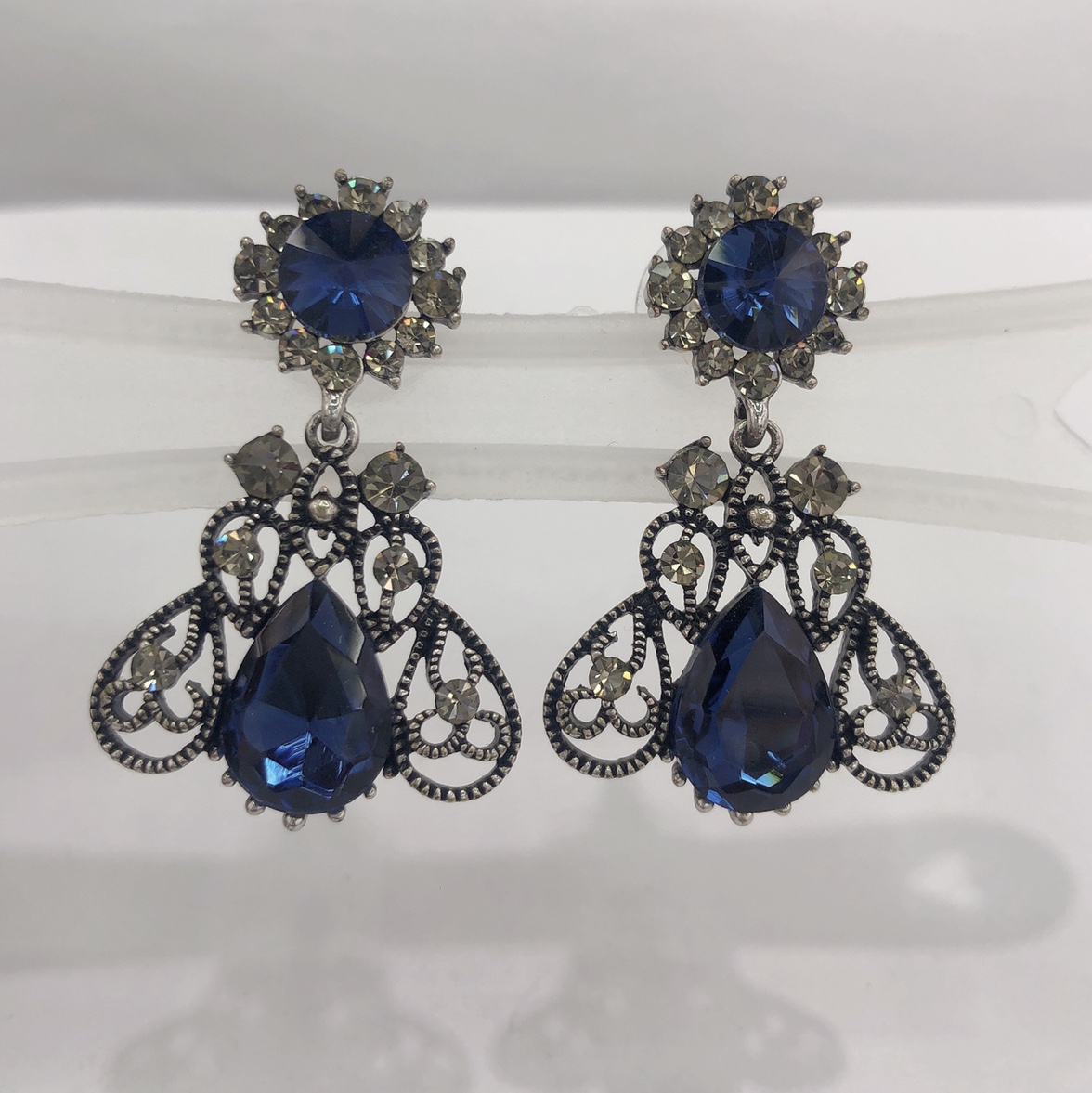 Japan, South Korea and the United States retro fashion trend temperament glass flash diamond earrings
