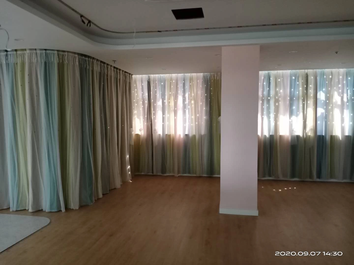 The new manufacturer can retail and wholesale the 2021 popular new Korean-style dream detail image 1