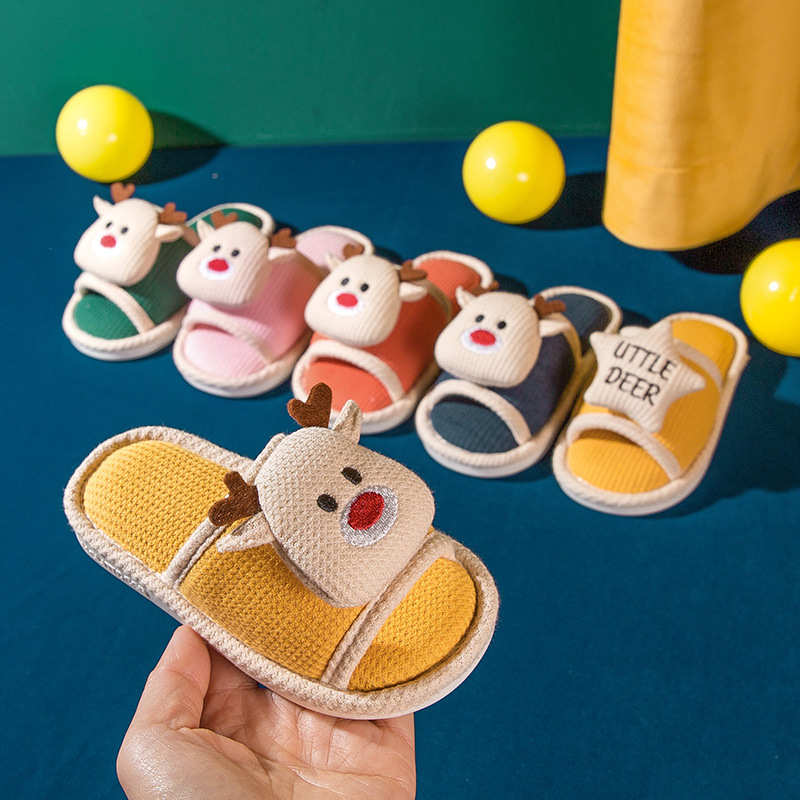 Little Deer Mili children's linen slippers for indoor home use, cute cartoon soft-soled linen slippers for boys and girls Item Picture
