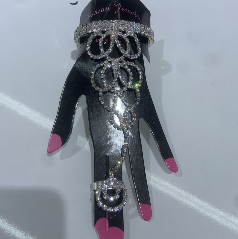 Rhinestone hand back chain 17