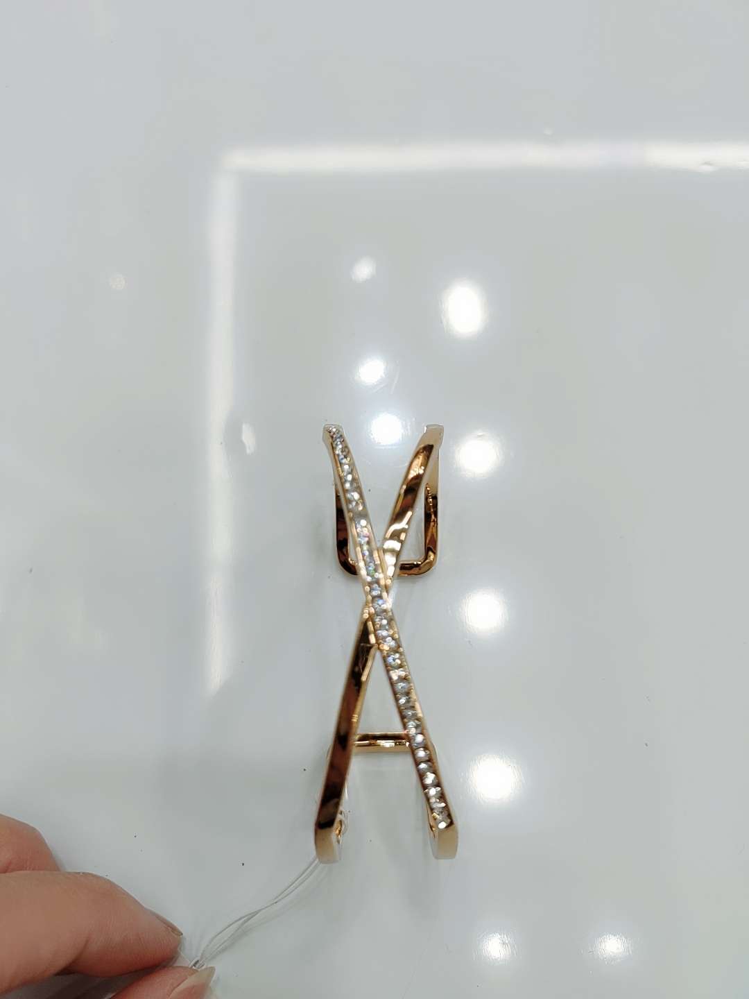 A high-end, elegant, light luxury, versatile, simple metallic texture, hollowed-out wide micro-label open bracelet for girls Specification image