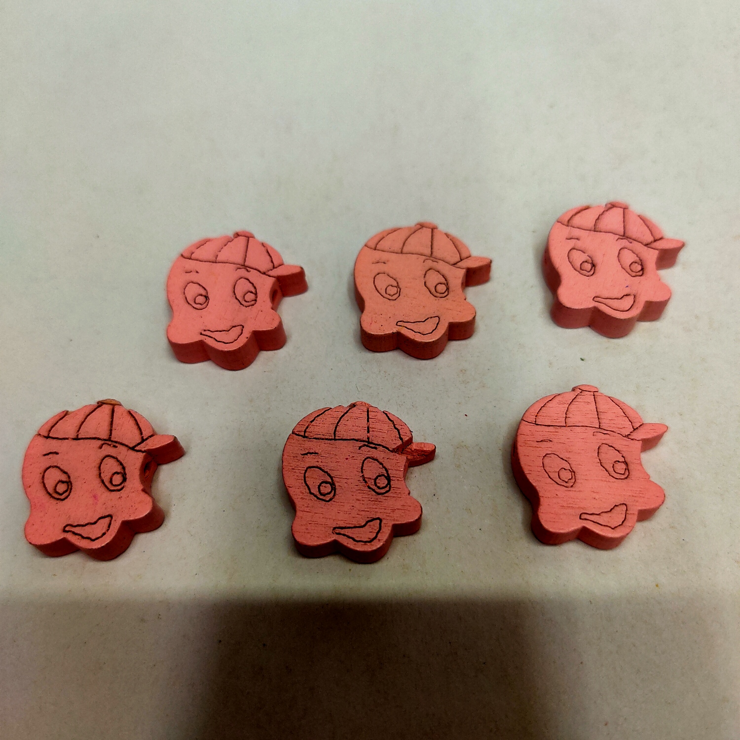 Manufacturers direct wooden accessories little boy head pink