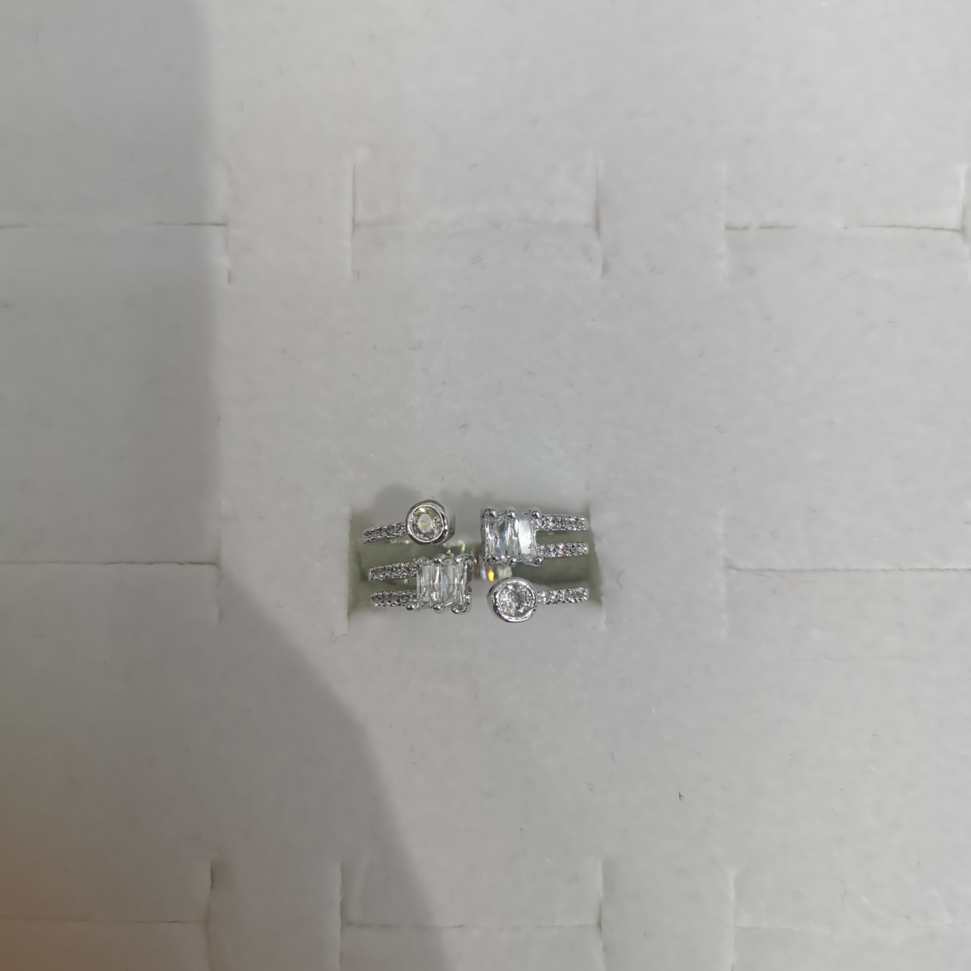 Middle-aged women's rings are exploding