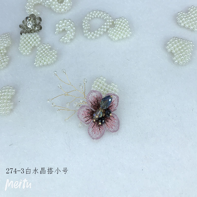 Embroidered small five-petal flower retro diy clothing accessories, brooches, hairpins, scarves, hats, earrings, shoes and accessories details Picture