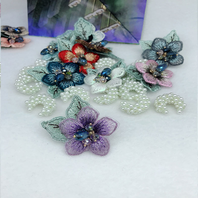 Embroidered large butterfly, retro diy clothing accessories, brooches, hairpins, scarves, hats, earrings, shoes, and accessories details Picture