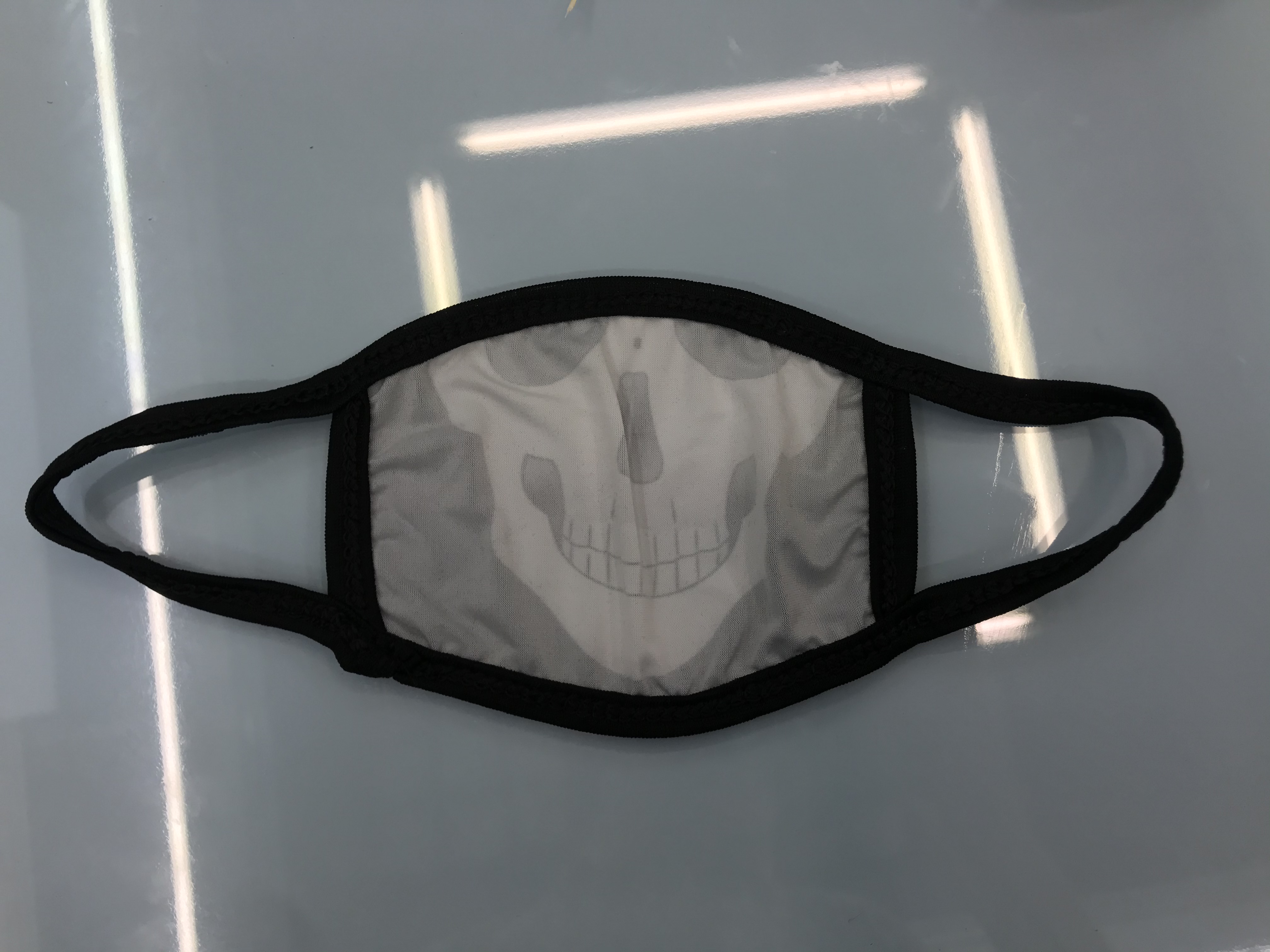 Personalized skeleton cloth mask in black with customizable patterns, European and American cross-border fashion Halloween cloth mask, teeth dust-proof and breathable mask, washable for civilian use details Picture