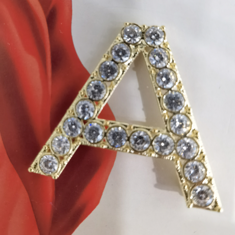 Stylish letter A brooch simple style suit coat accessories