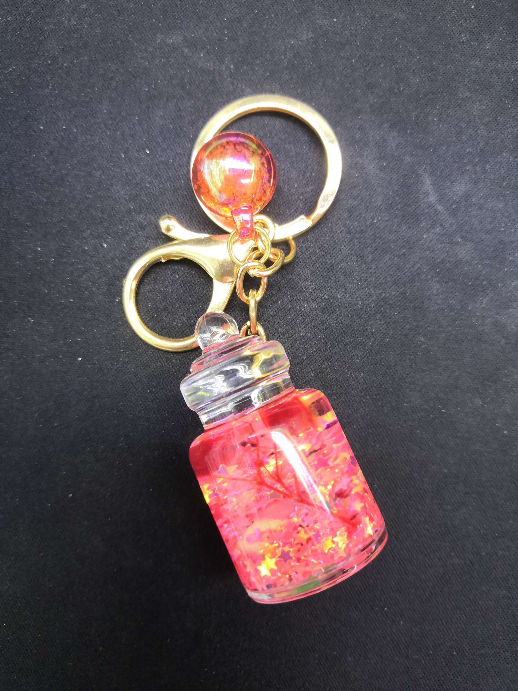 Yanfan Crystal, Store 7951, 3rd Floor, District D, Oil Bottle 8 Keychain Pendant Specification image