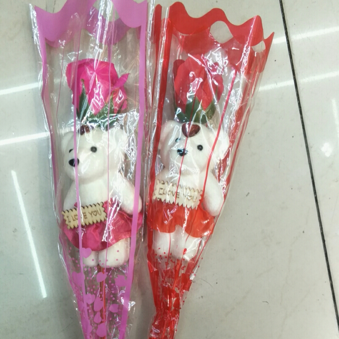Single-stemmed rose