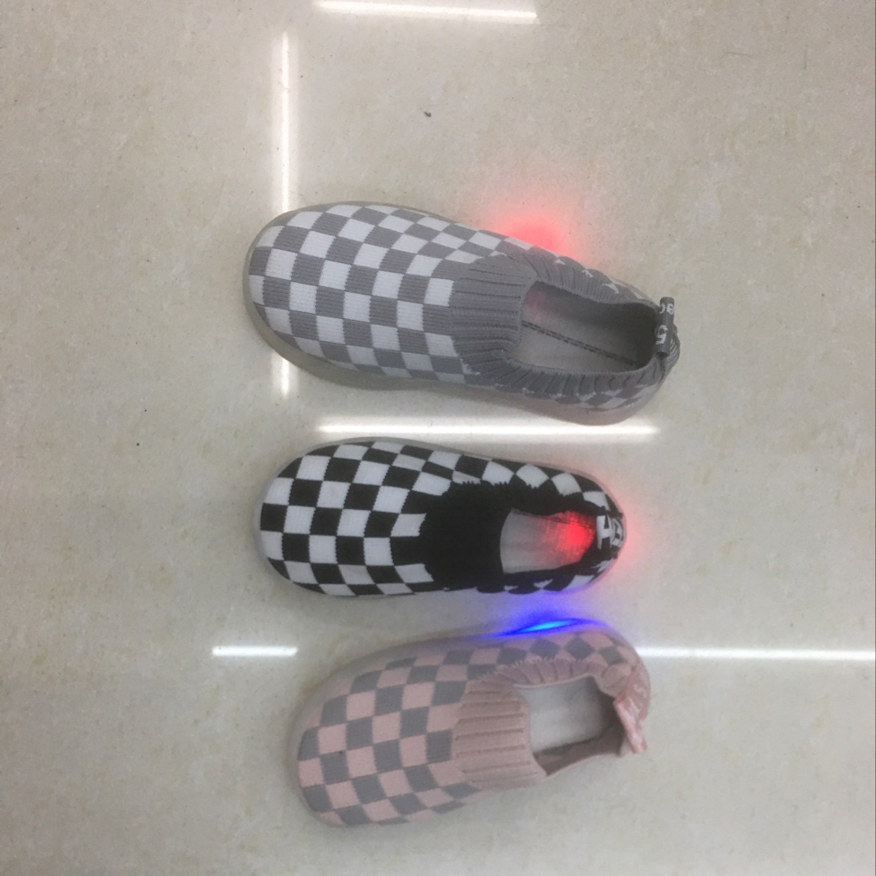 21-25码男女童灯鞋