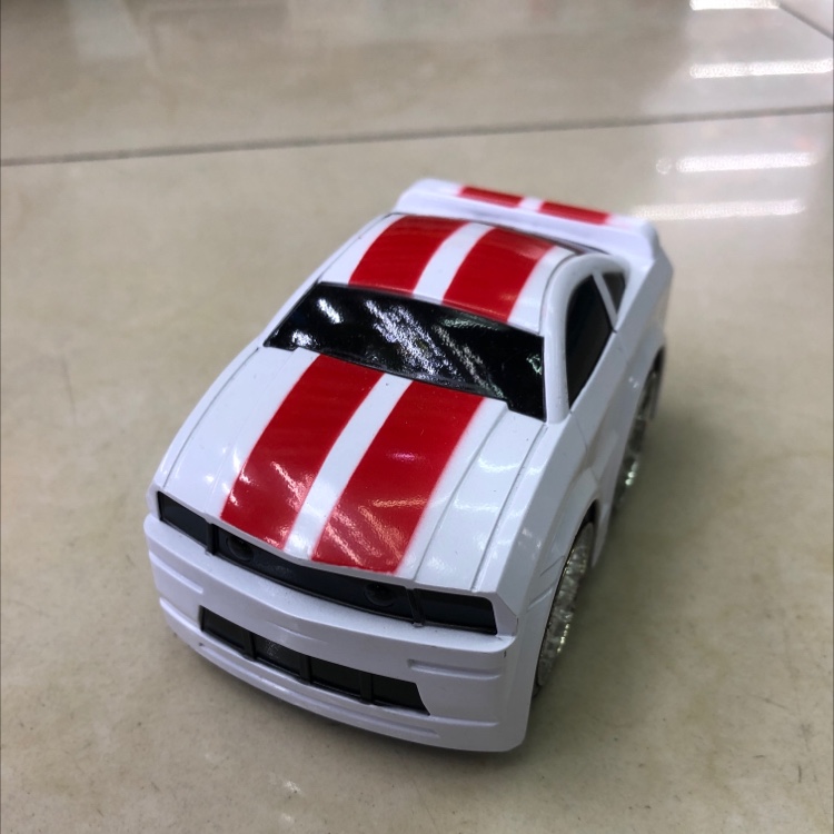 سيارة مزيفة Specification image