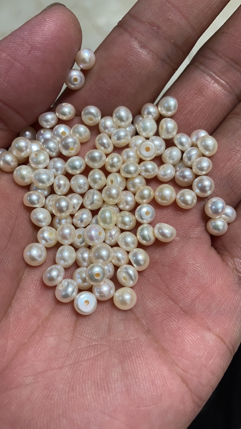 天然珍珠淡水珍珠半孔珍珠珠子堆叠光泽温润手工饰品热门材料 Item Picture