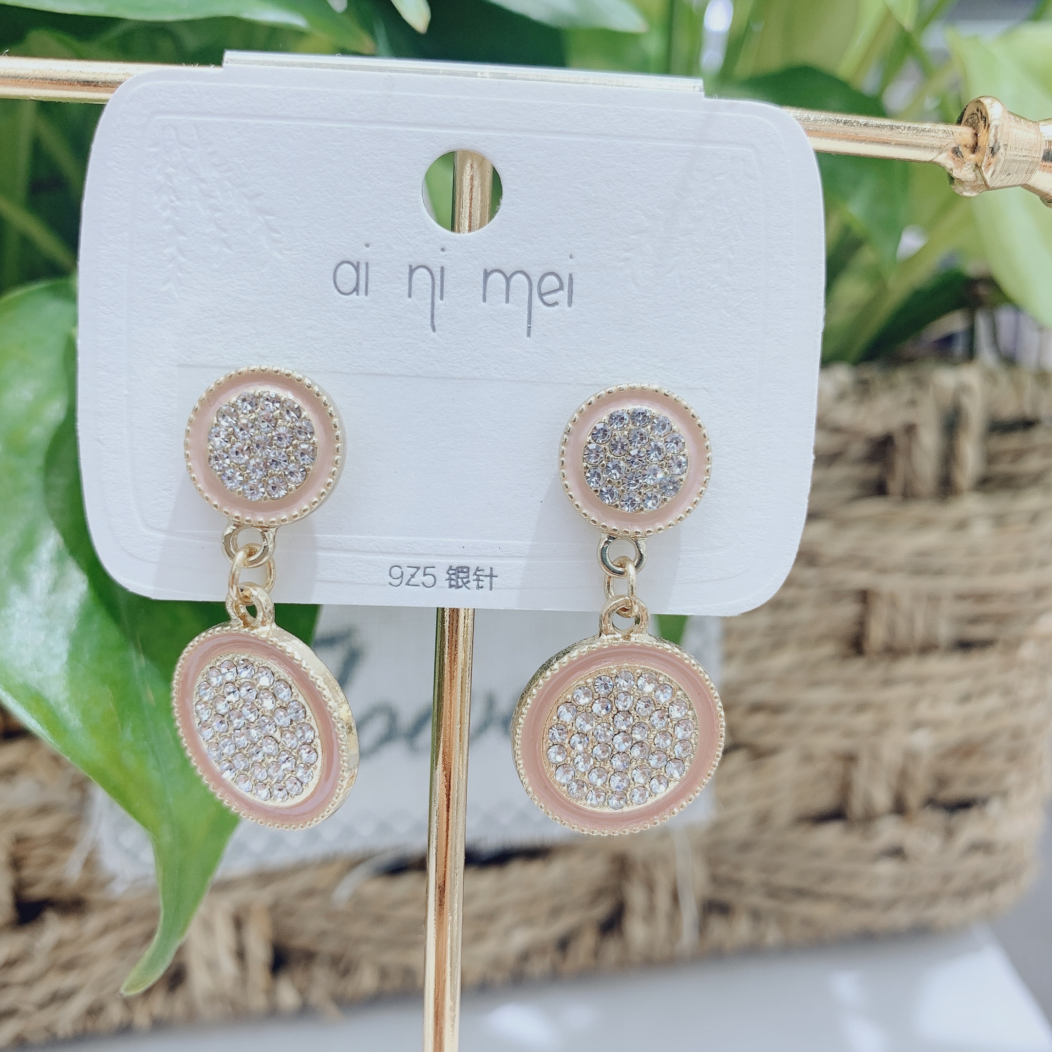 Classic Round and round connected series small ear studs 925 silver needle retro Chinese trend Hong Kong style high-end earrings and earrings Item Picture