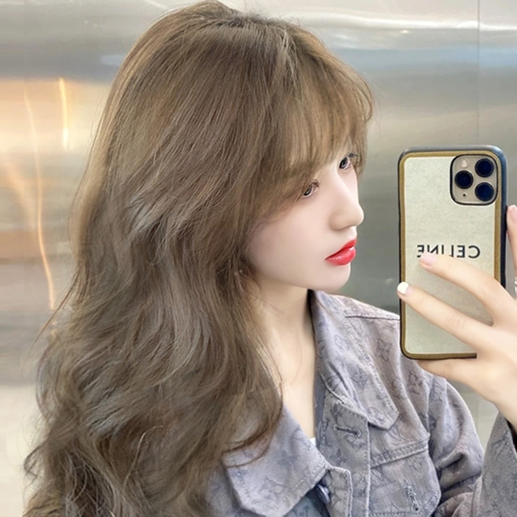 Lady's long curly wig 15