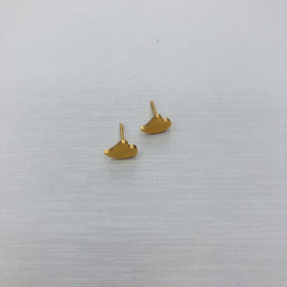 Small and simple Korean-style stainless steel ear studs 16