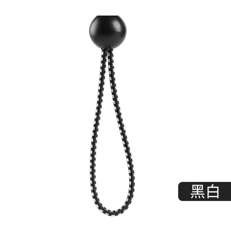 وعند حلول الليل، تُشدّ الحبال وتُخيَّم الخيام، وتُربط الحبال Item Picture