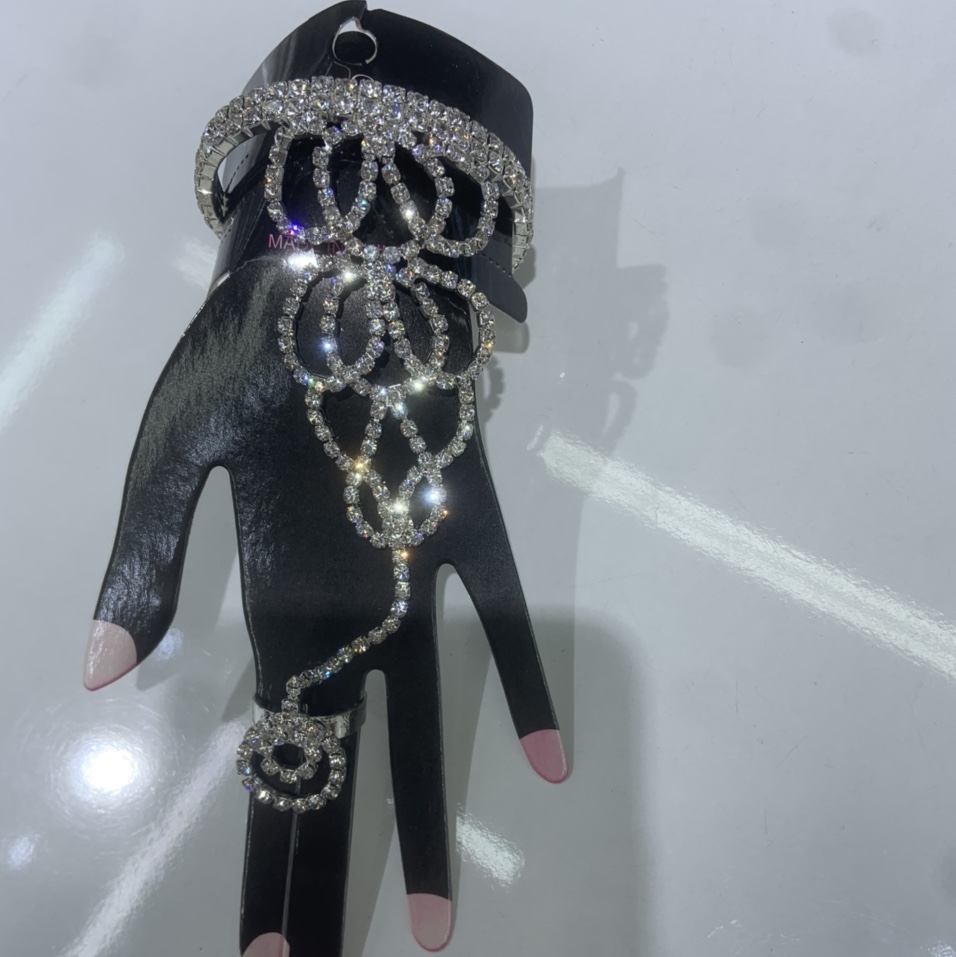 Rhinestone hand back chain 29