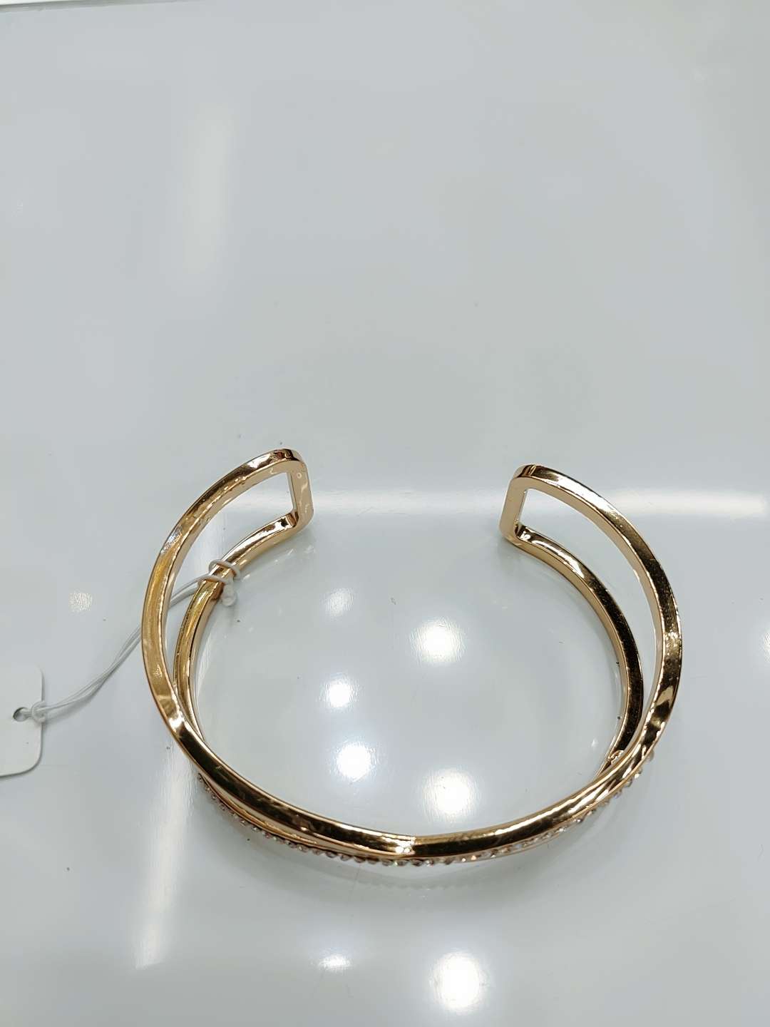 A high-end, elegant, light luxury, versatile, simple metallic texture, hollowed-out wide micro-label open bracelet for girls details Picture