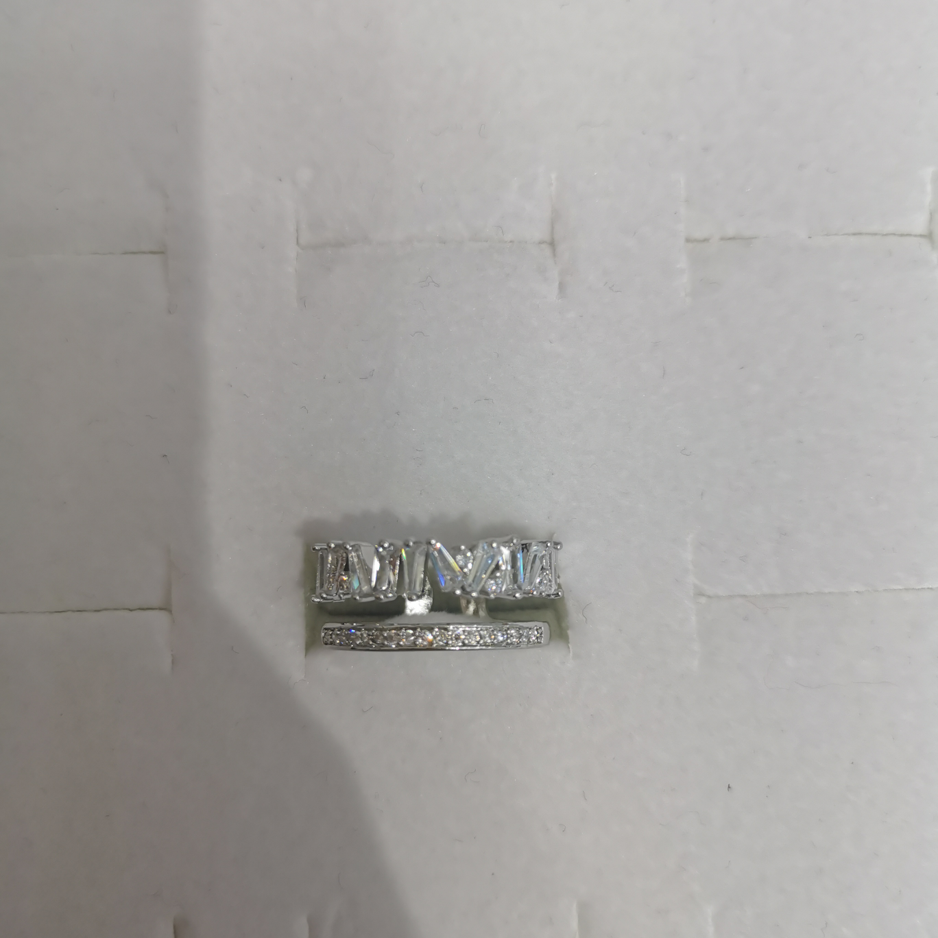 9 Opposite-sex stone ring explosion