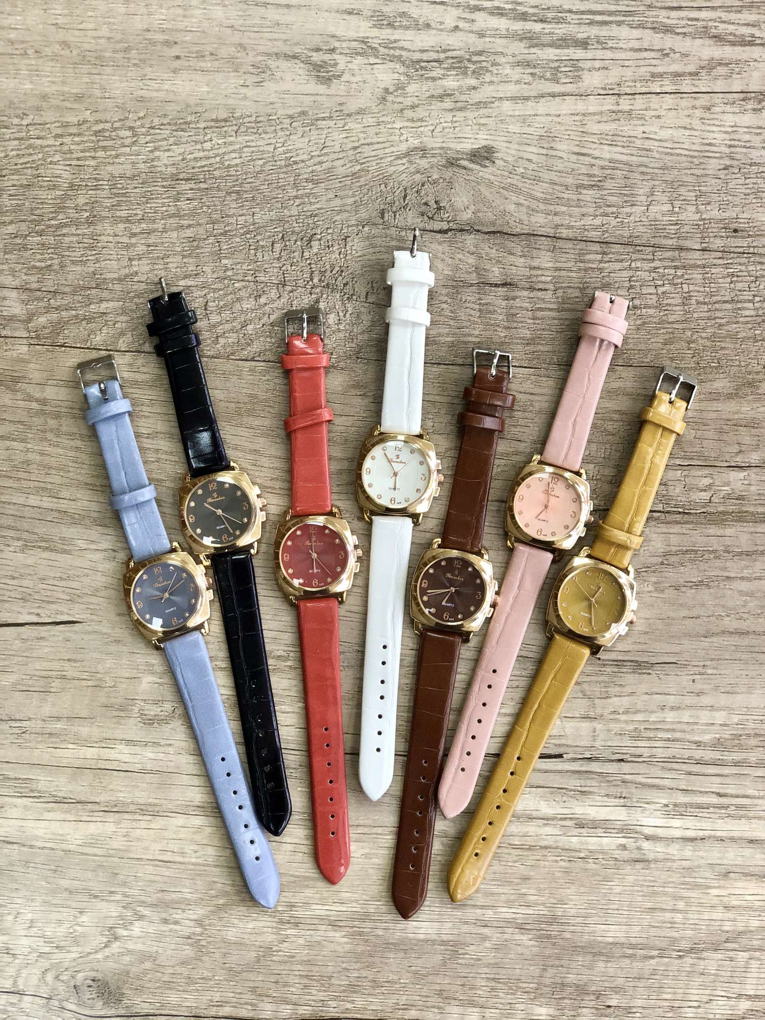 时尚石英表产品图