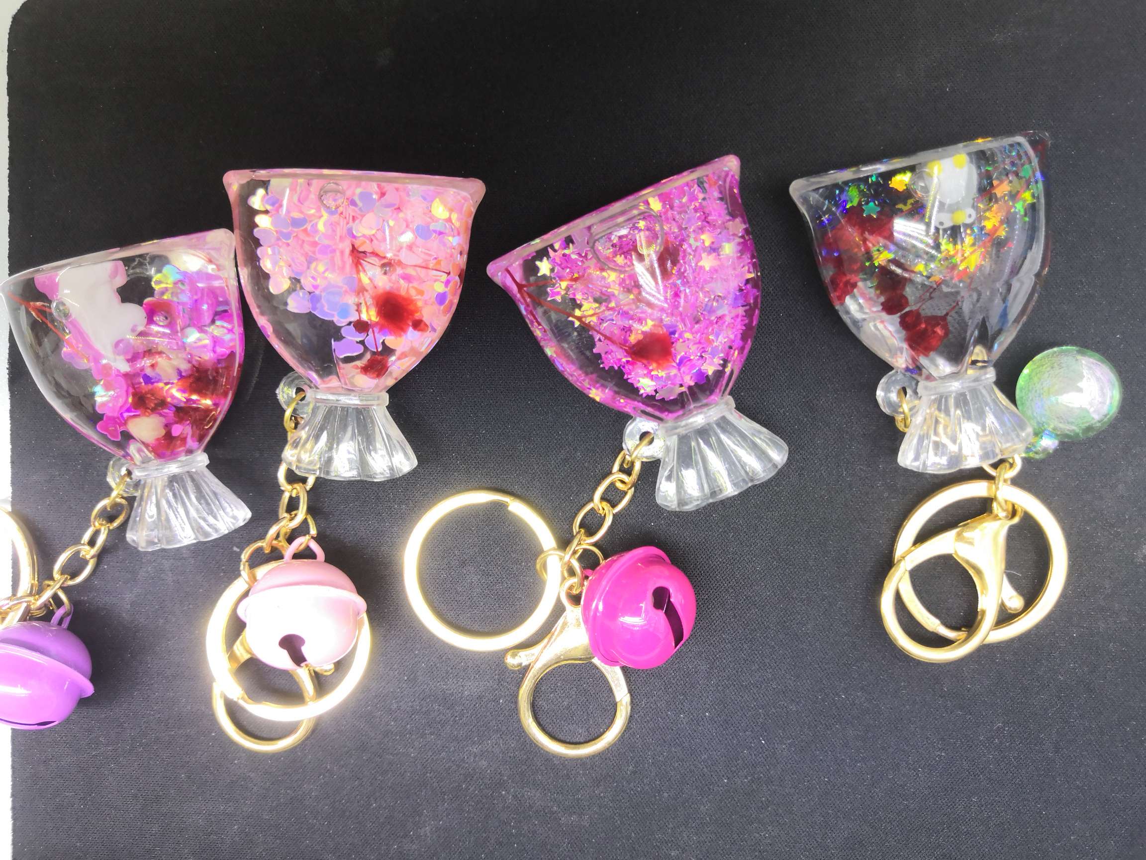 Oil bottle keychain 6 details Picture