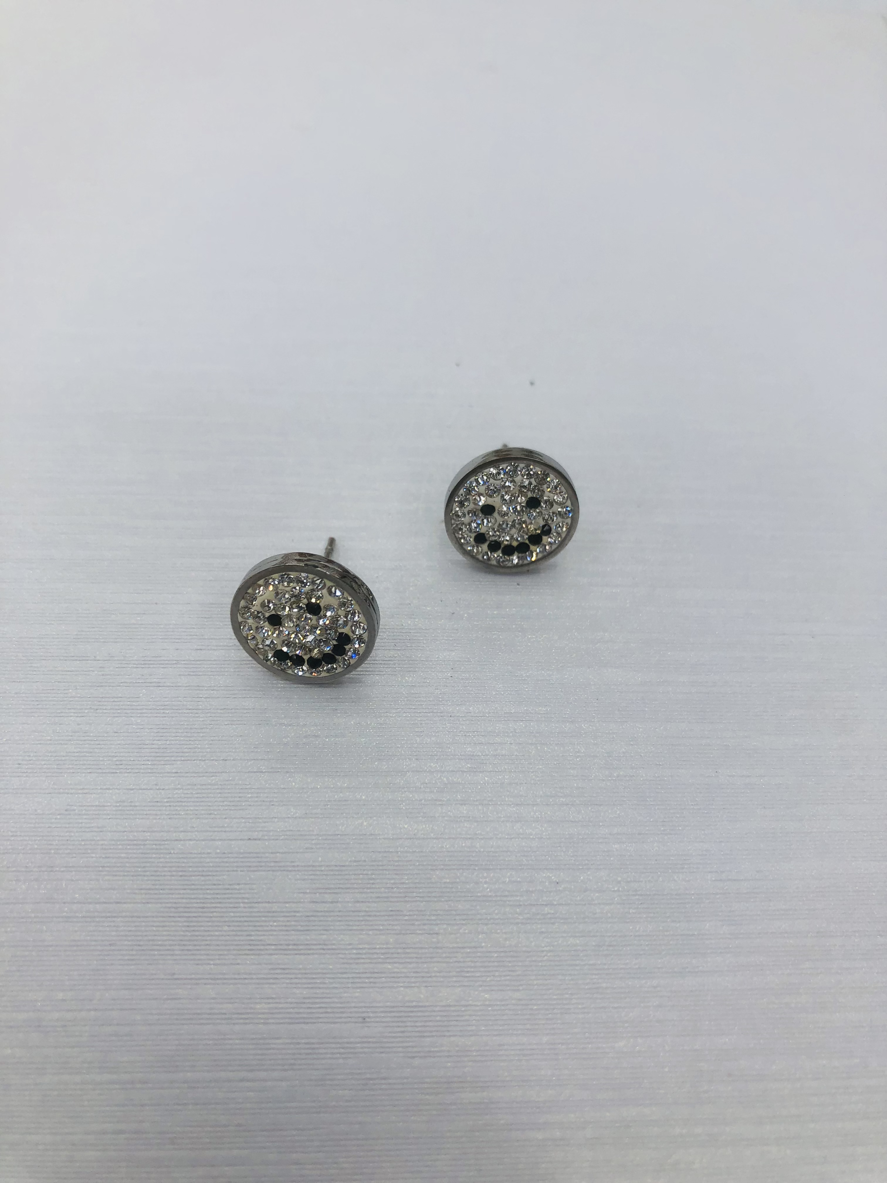 Small and simple Korean-style stainless steel ear studs for girls 19 Specification image