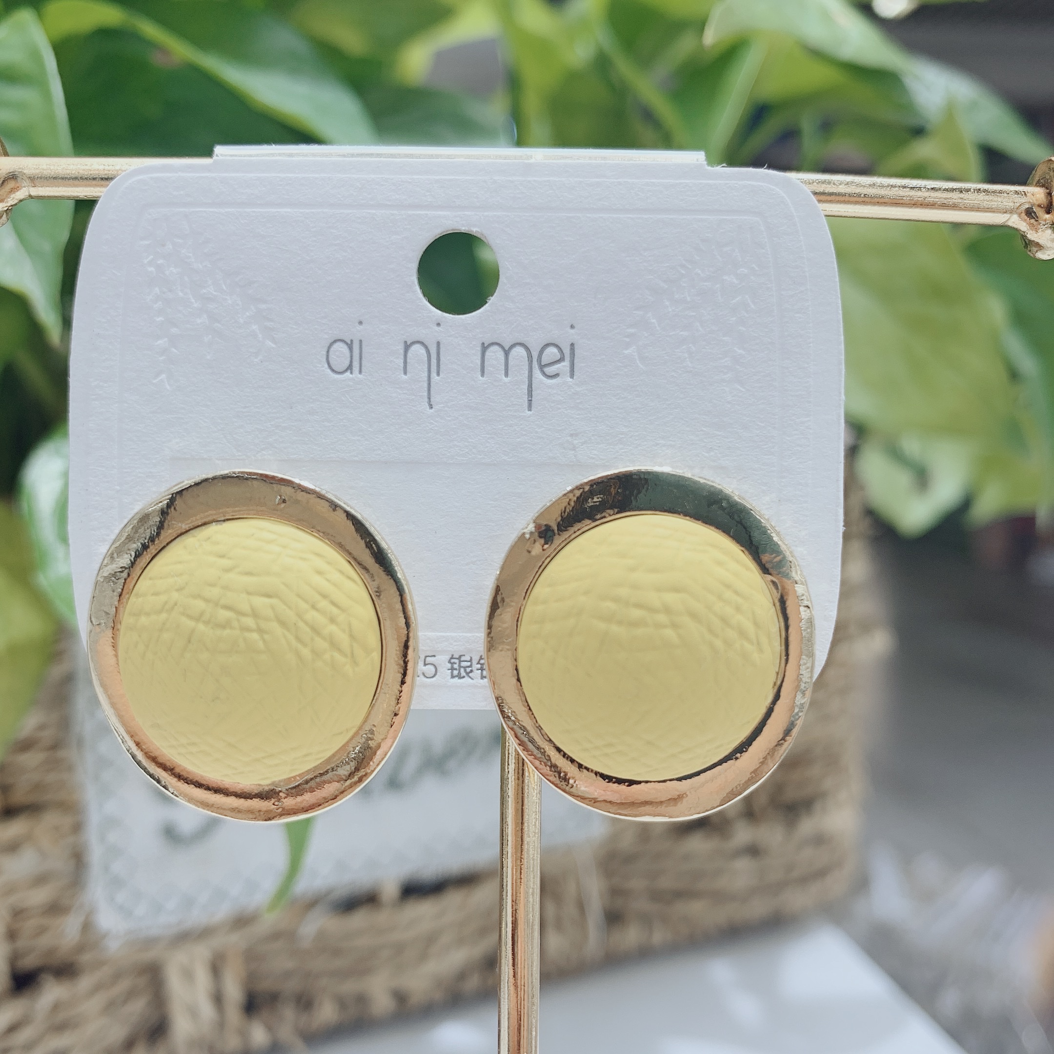 Half a duck egg stud earrings, fresh earrings, 925 sterling silver stud summer niche exquisite cold style earrings Specification image