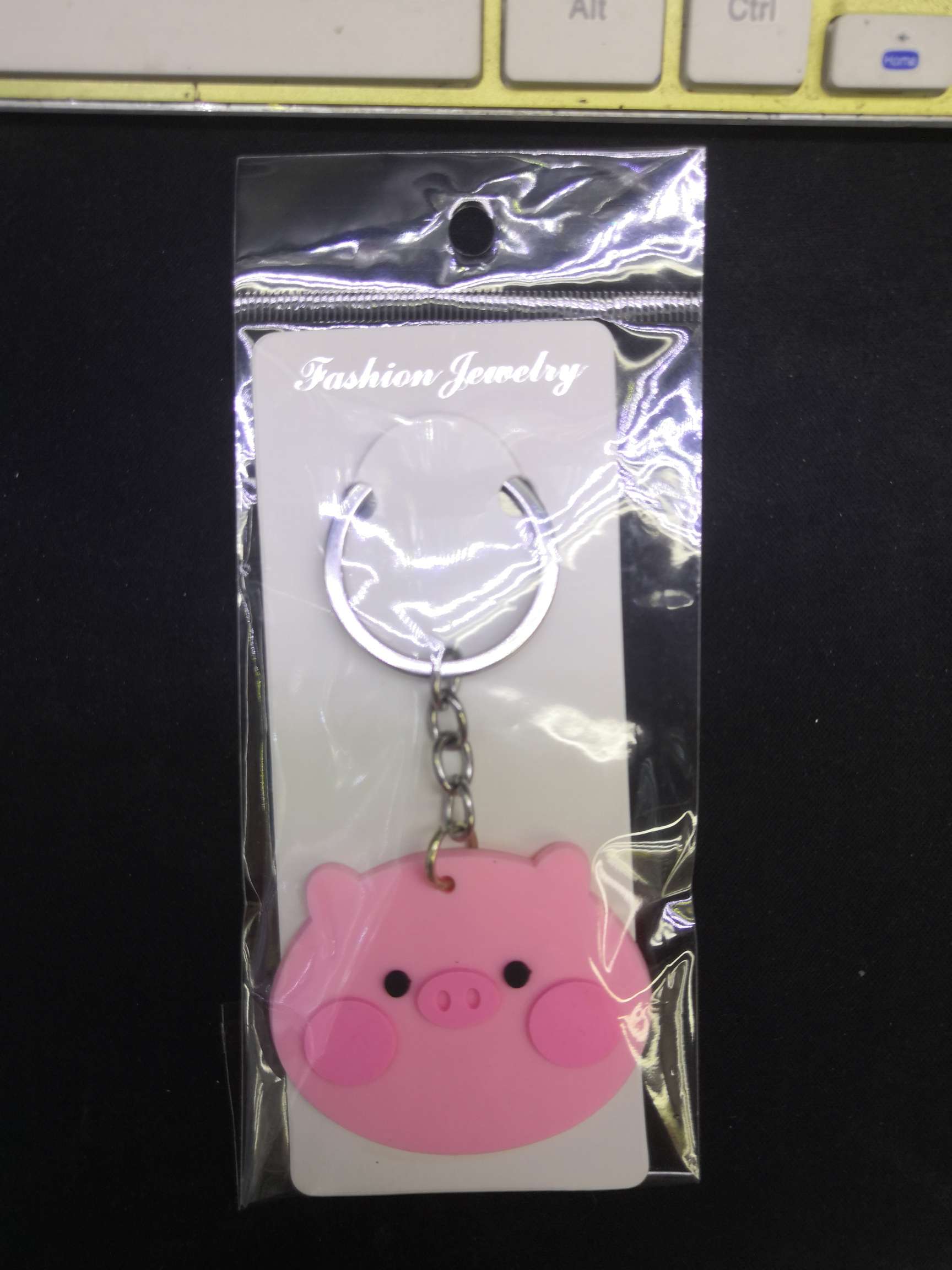Piglet soft clay keychain Application Scenario