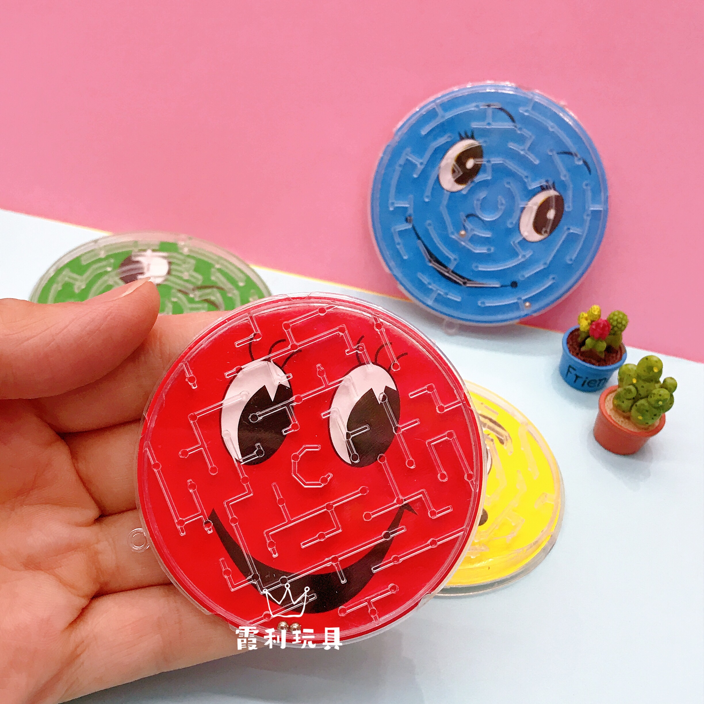Smiling Face Maze 7cm Children's educational plastic toy gift Gacha Specification image