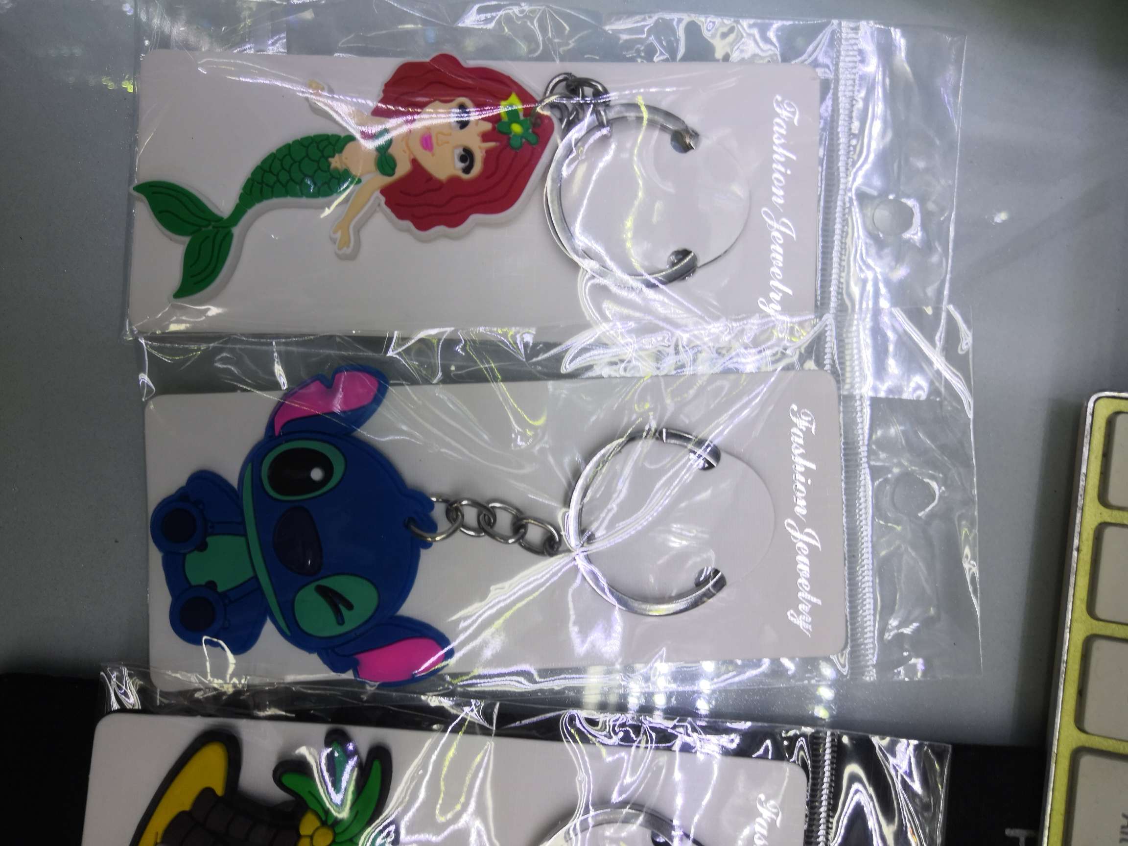 Piglet soft clay keychain Specification image