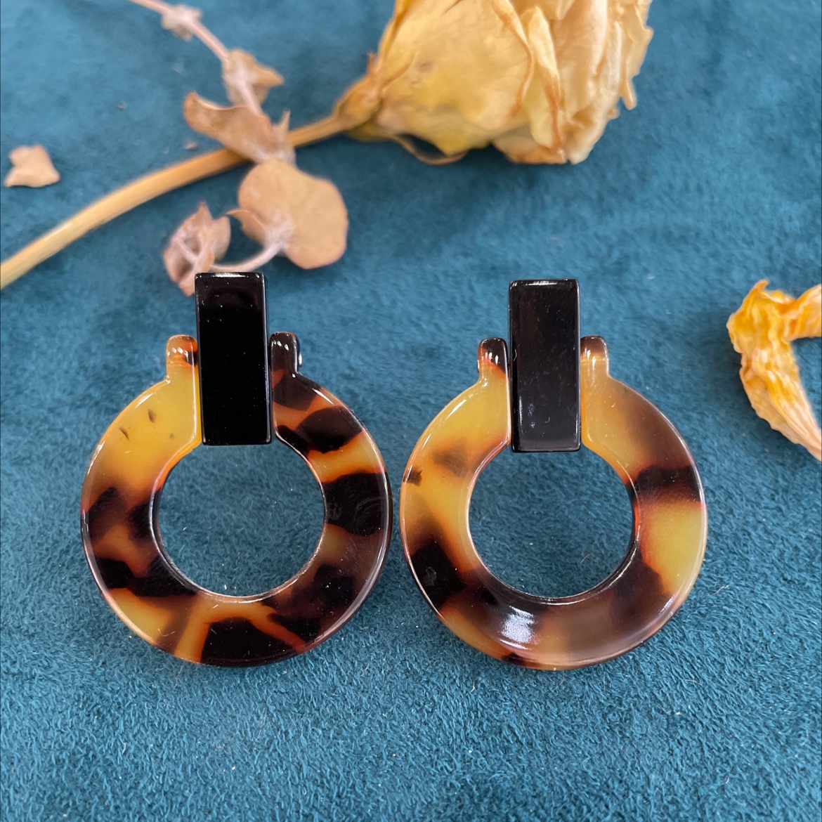 羽蝶新款彩色几何醋酸板材耳环环形气质夸张豹纹复古百搭耳环耳钉羽蝶饰品