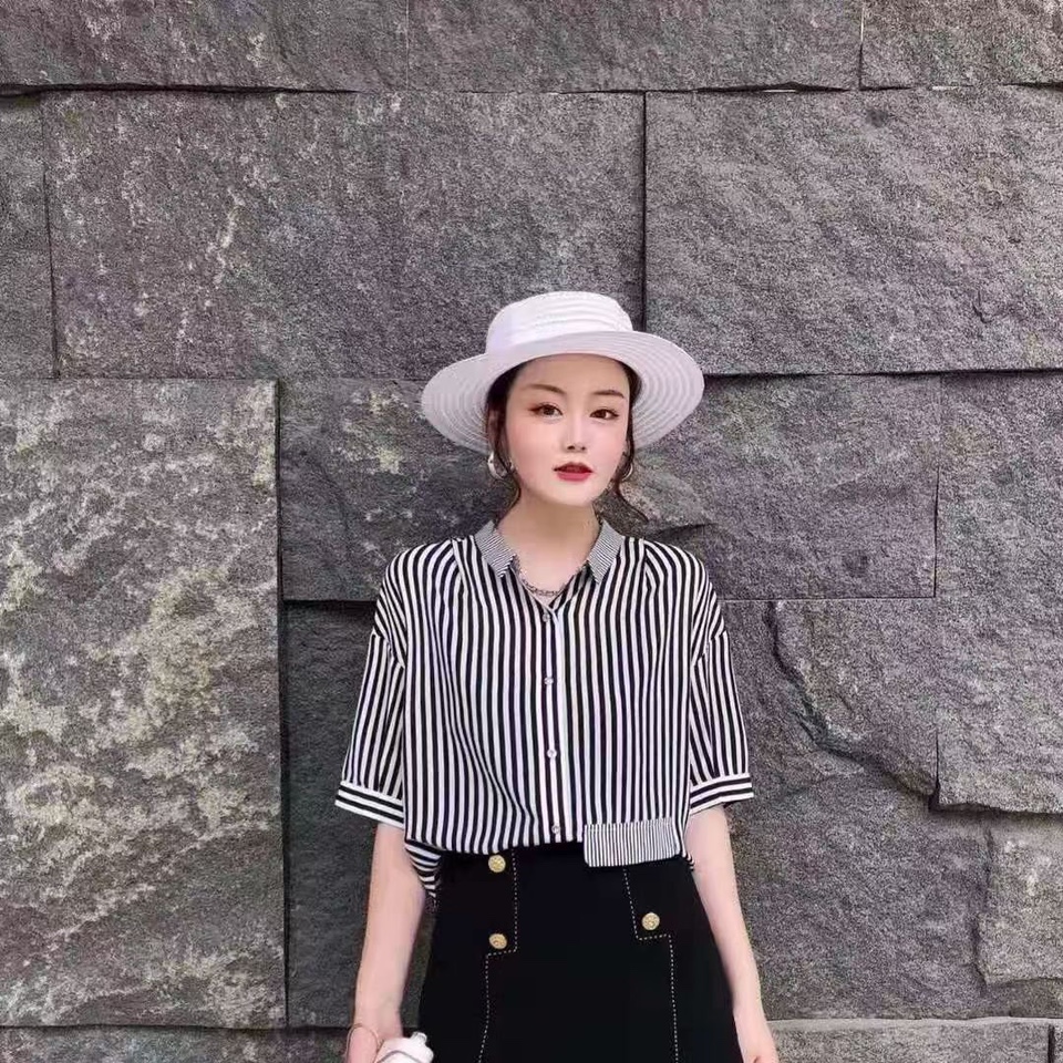 Blouse blouse. Silk blouse