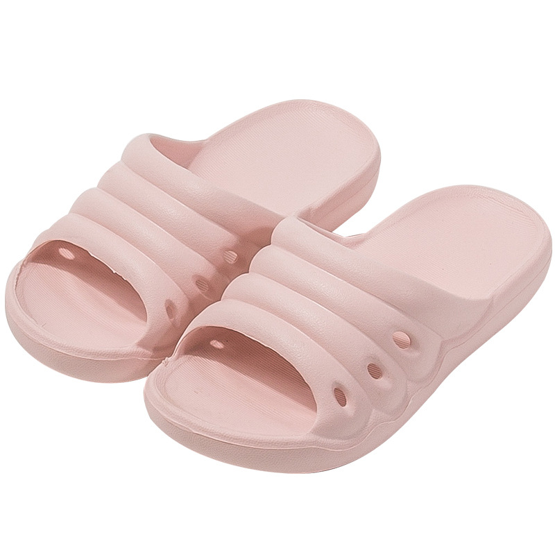 Little Deer Mili children's slippers for summer girls, soft soles for babies, indoor bathroom, anti-slip outerwear for kids, cool slippers for older children Application Scenario
