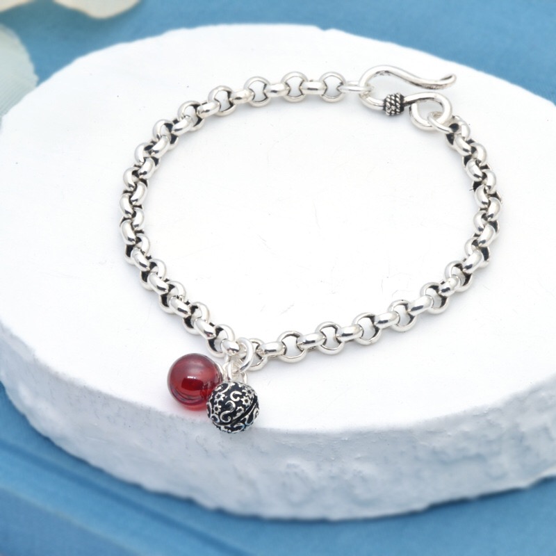 925银手链吊锆石小圆球泰银手链