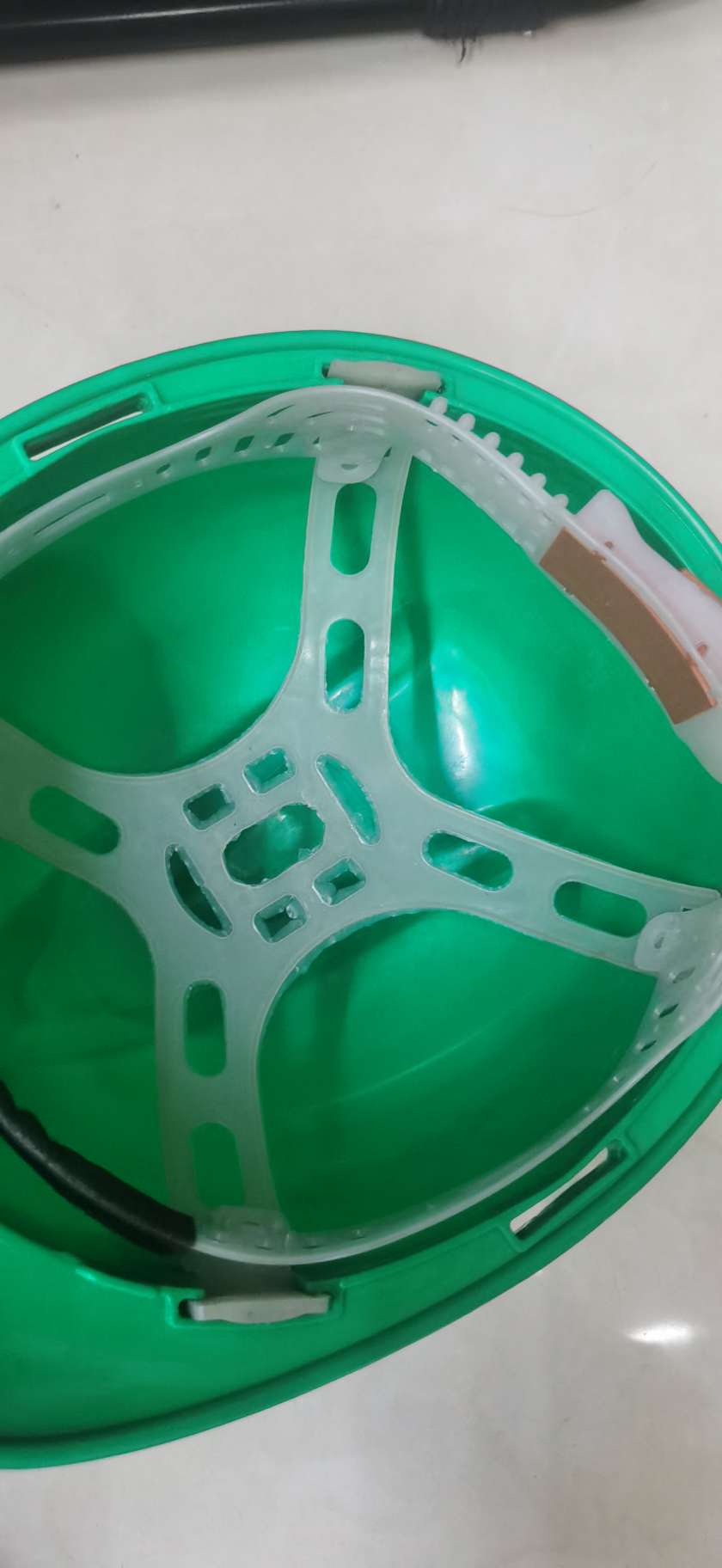 Small V dust cap detail image 4