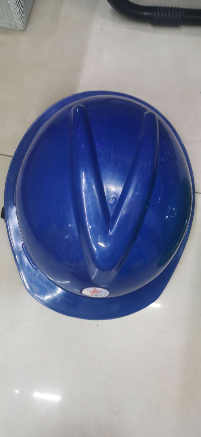 Small V dust cap Specification image