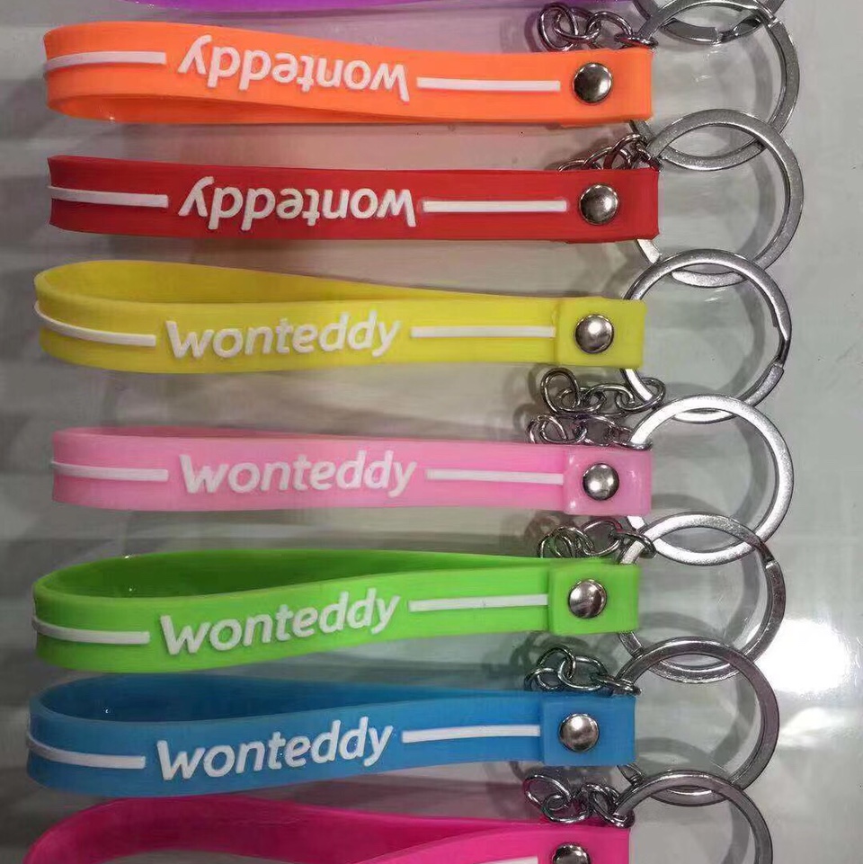 Accessories aa